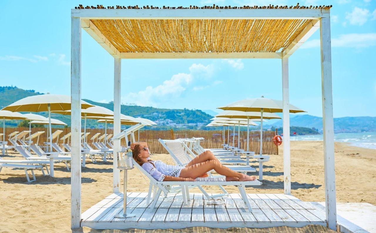 Paestum Inn Beach Resort Exterior foto