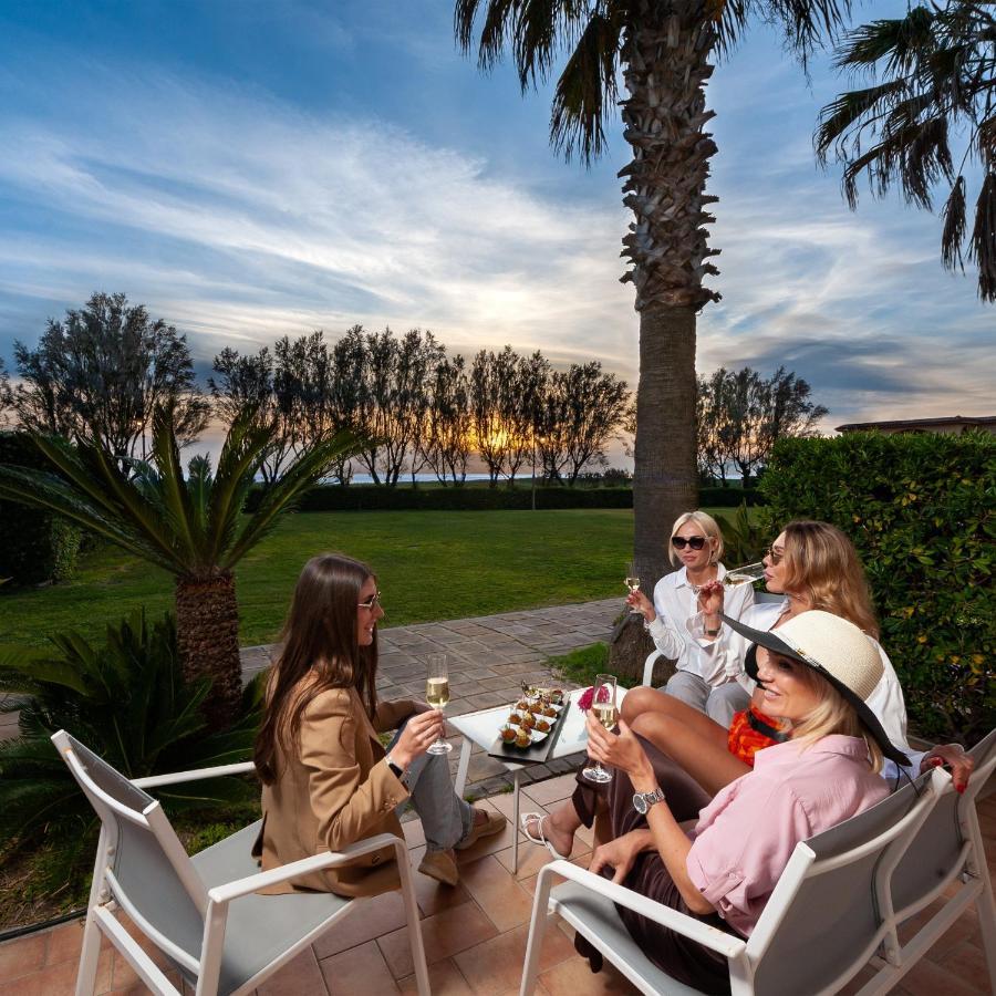 Paestum Inn Beach Resort Exterior foto