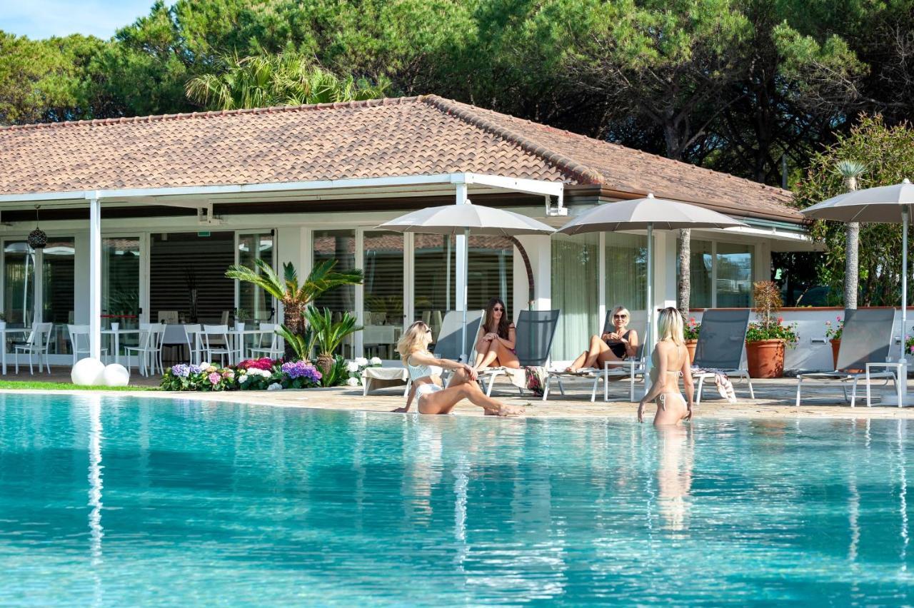 Paestum Inn Beach Resort Exterior foto