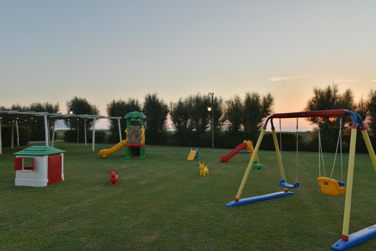 Paestum Inn Beach Resort Exterior foto