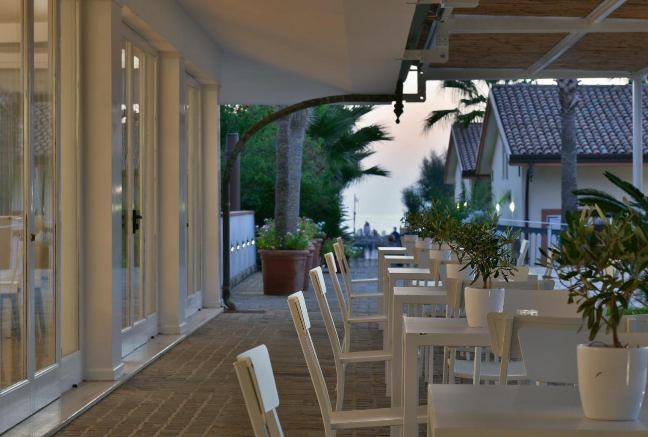 Paestum Inn Beach Resort Exterior foto